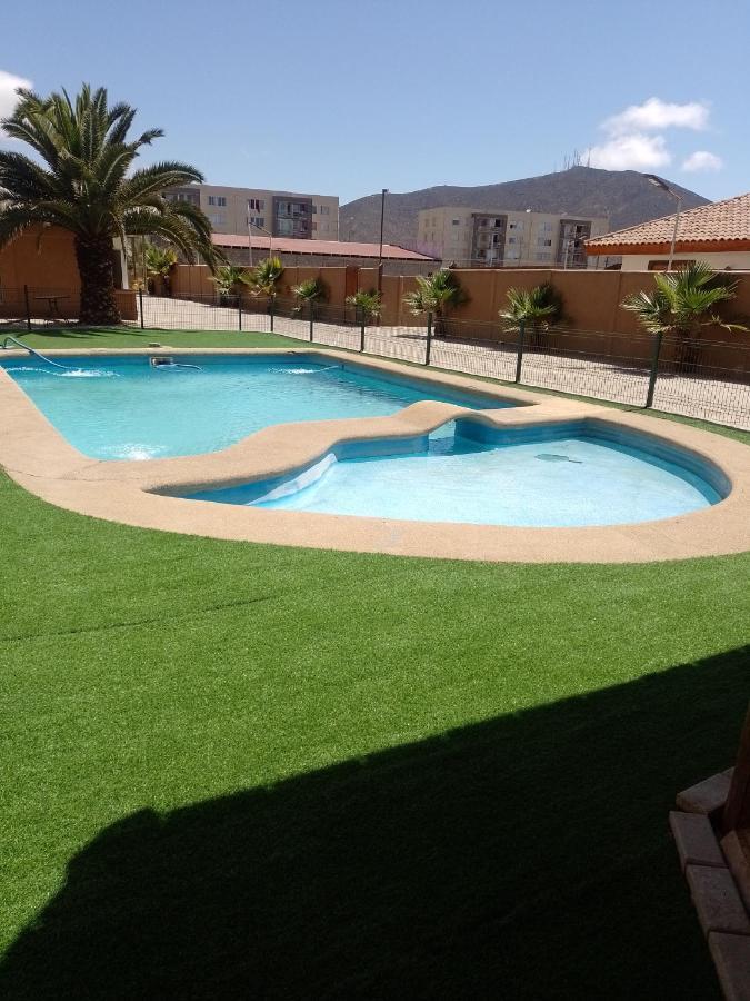 Cabanas Con Piscina Donde Thomas La Serena Eksteriør billede